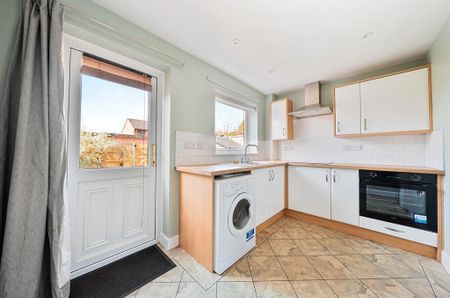 1 bedroom end of terrace house to rent - Photo 2