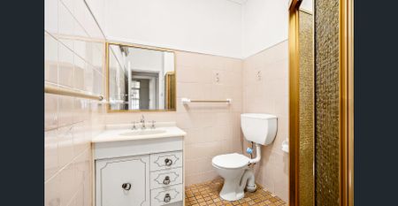 Neat and tidy family home in an ideal location - Photo 3