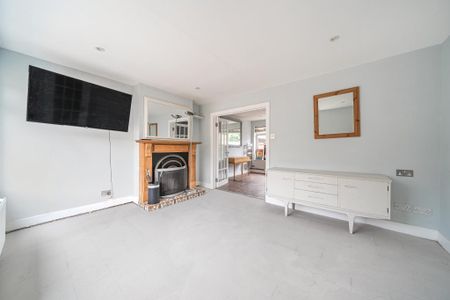 3 bedroom terraced house to rent - Photo 5