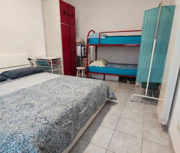Bilocale Navigli/Bocconi - terrazzino -max 12 mesi - Photo 3