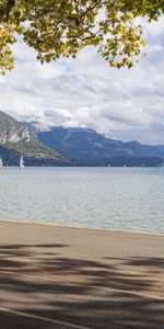 Location Appartement 4 pièces 86m² ANNECY 74000 - Photo 4