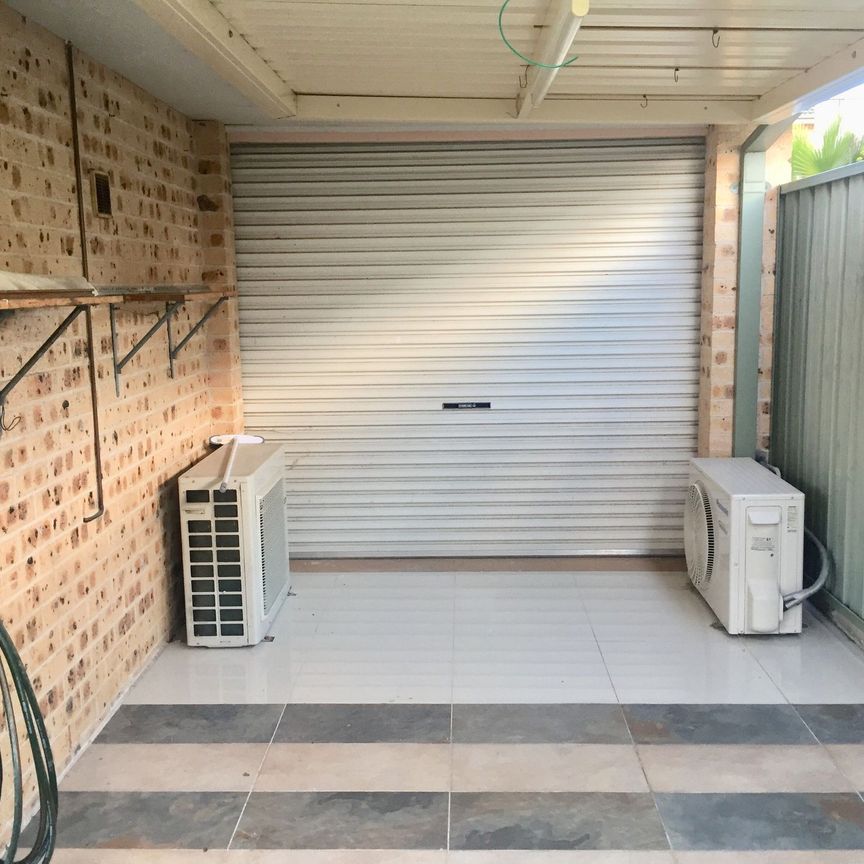 3 BEDROOM TOWNHOUSE IN CANLEY VALE - Photo 1