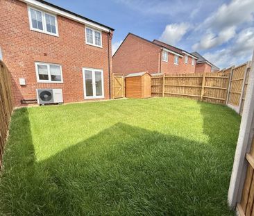 3 bedroom detached house to rent - Photo 6