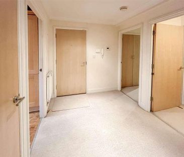 Beachy Head View, St. Leonards, TN38 - Photo 4