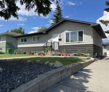 Large Bright Basement Suite with Roomy Backyard | 34 Rossburn Cresc... - Photo 1