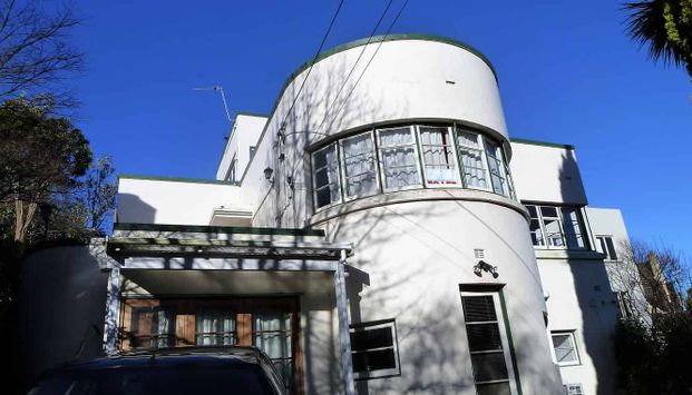 5 BEDROOM APARTMENT, for 2026, NEAR CAMPUS, TOWN - Photo 1