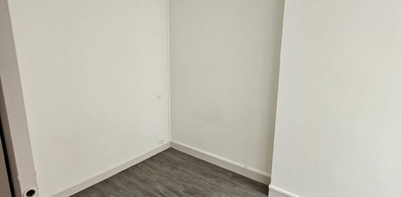 : Appartement 30.55 m² à Saint-Étienne - Photo 2