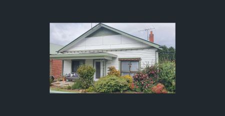 Living Large - Photo 4