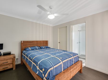 2/7 Felix Street, Cranley - Photo 2