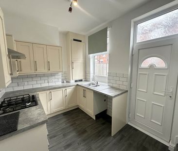 Victoria Grove, Osmondthorpe, Leeds - Photo 2