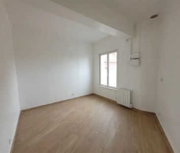 Location appartement 4 pièces - 92m² à Vieux-condé (59690) - Photo 5