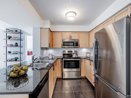 For Lease - 812 Lansdowne Avenue Unit# 627, Toronto, Ontario - Photo 4