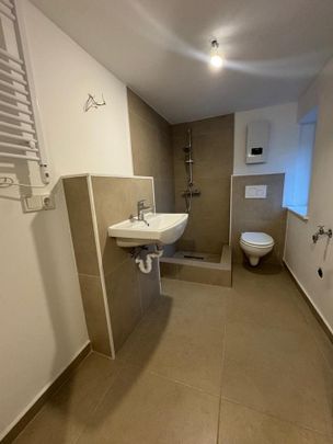 Frisch sanierte 3 ZKB-Wohnung - Photo 1