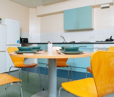 Room in a Shared Flat, Leeds, LS16 - Photo 3