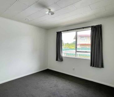 3-Bedroom Houses in Henderson - Photo 2