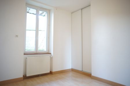 Location Appartement 3 pièces 49m² - Photo 2