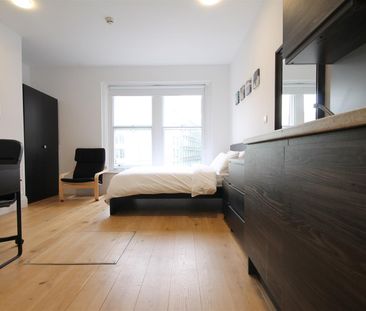 The Bruce Building, Newcastle Upon Tyne - Photo 4