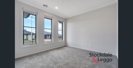 3 Bedroom Cloverton Delight! - Photo 3