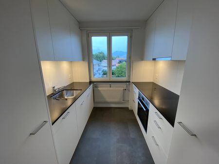4 1/2-Zimmerwohnung, 3. Stock rechts - Foto 4