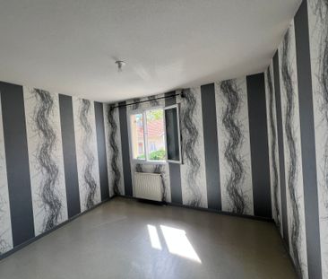 Location - Appartement T3 - 69 m² - Mandeure - Photo 3