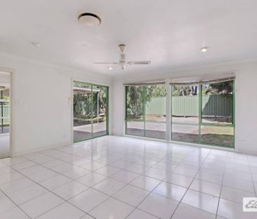 Character and charm in a convenient setting - Photo 1