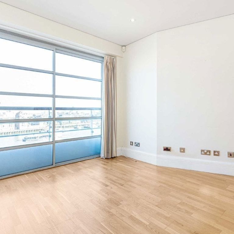 Shad Thames - Photo 1