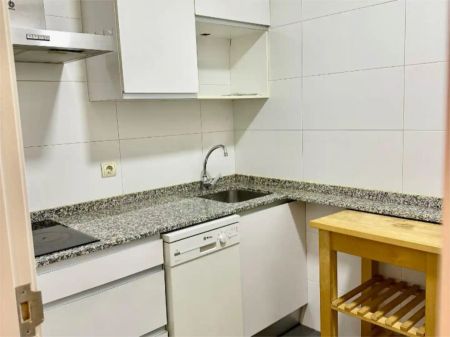 Piso de alquiler en Calle de Santiago Bernabéu, 6, El Viso - Photo 2