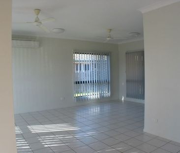 102 Riverbend Drive, Douglas - Photo 2