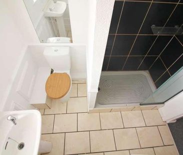 Bolton Road, BL8 - Photo 6