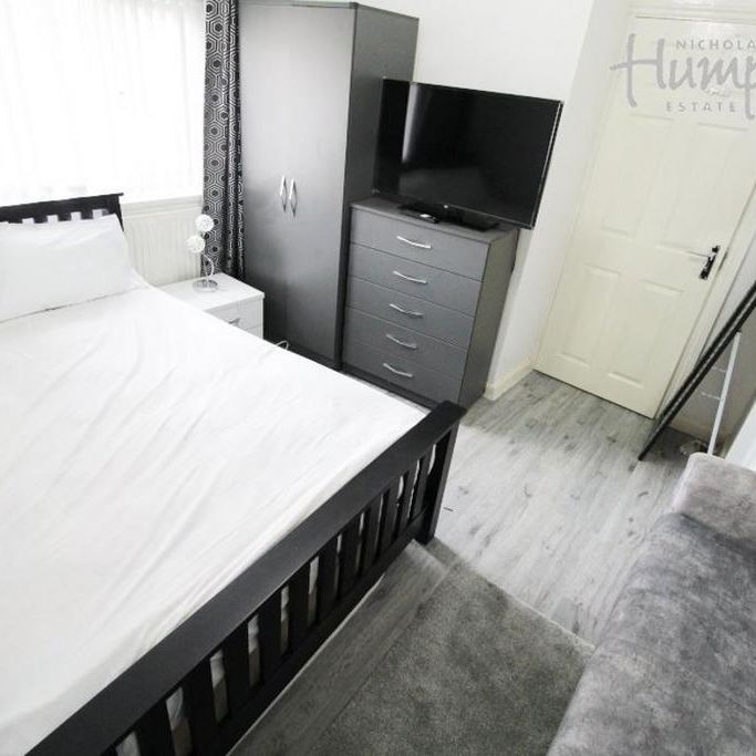 House share to rent - Photo 1