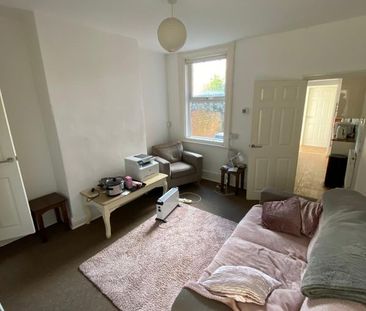 126 Leopold Street - Modern throughout & 2 BathroomsLoughborough - Photo 1