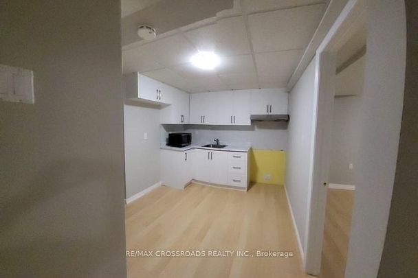 For Lease - 22 Goya Crescent, Toronto, Ontario - Photo 1