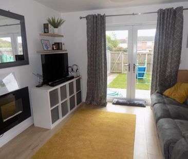 2 bedroom terraced house to rent - Photo 1