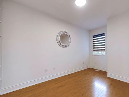 For Lease - 5030 Heatherleigh Avenue Unit# 170, Mississauga, Ontario - Photo 2