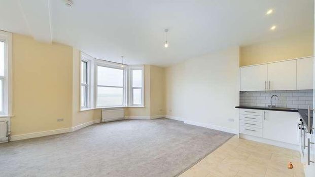 Marine Parade, Claydon Court, BN11 - Photo 1