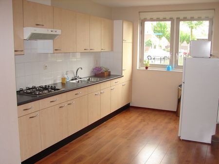 Huis te huur: Fedoralaan 2 2152 DG Nieuw-Vennep - Foto 4