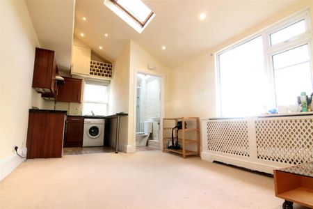 studio to rent Byne Road, London, SE26 - Photo 5