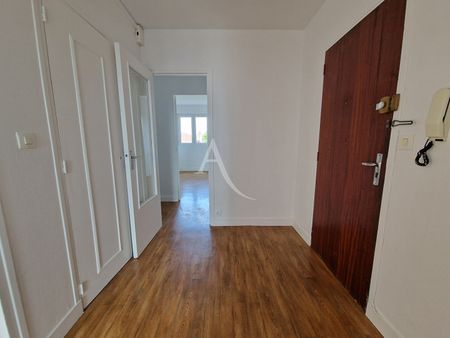 Location Appartement 3 pièces 66m² - Photo 4