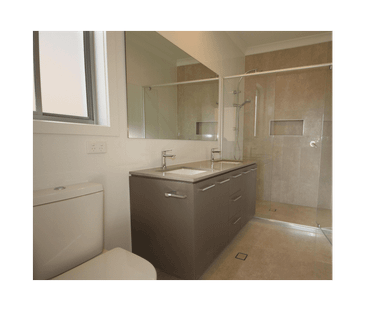 PREMIUM FAMILY LIVING IN ROCHEDALE! - Photo 3