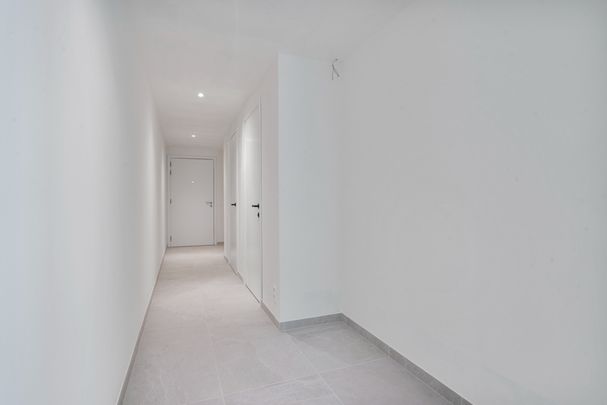 Energiezuinig Nieuwbouwappartement in een groene site op wandelafstand van het centrum van Lokeren - Photo 1