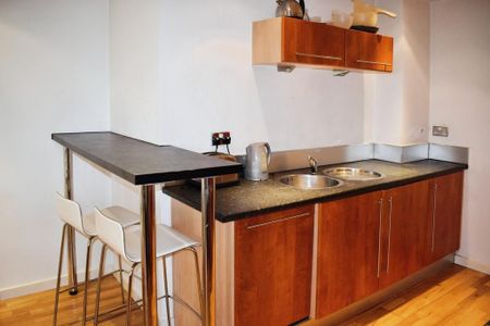 2 bedroom apartment to rent - Photo 2