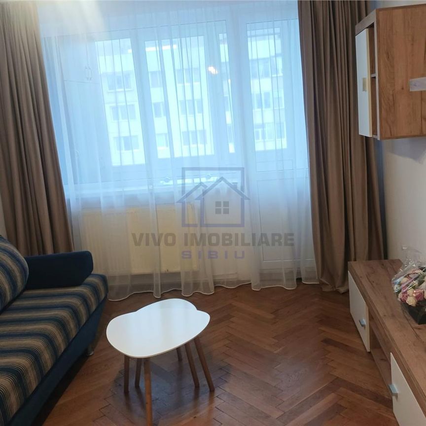 Apartament de inchiriat in Sibiu - 2 camere, decomandat, cu balcon, Bd. Mihai Viteazu de inchiriat - Fotografie 1