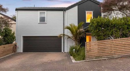 Townhouse with large rooms - Photo 3