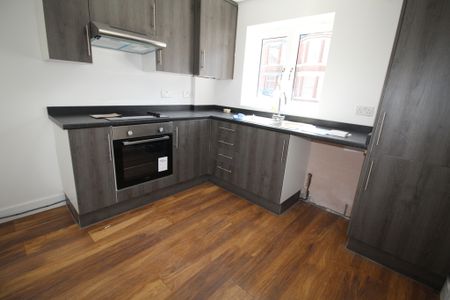 2 Bed Student Accommodation - Photo 4