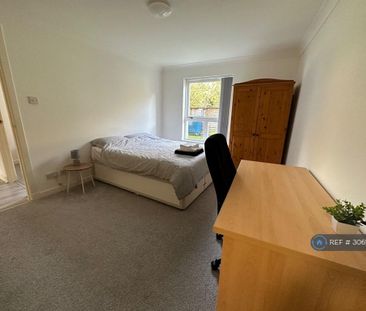2 bedroom flat to rent - Photo 6