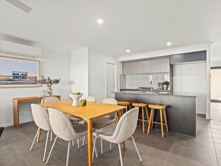 For Rent – Brand New Family Home in Emerald Fields, Old Bar - Photo 3