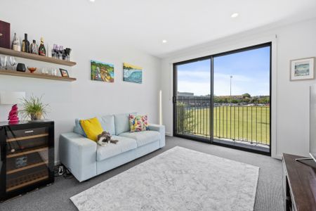 Spacious Three Bedroom in Braddon! - Photo 3