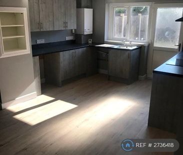 3 bedroom terraced house to rent - Photo 2