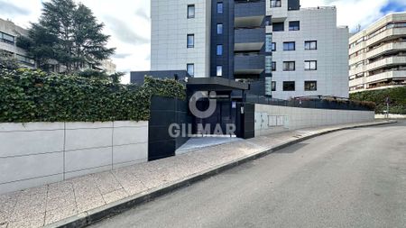 Piso en alquiler en Fuentelarreina – Madrid | Gilmar Consulting - Photo 3