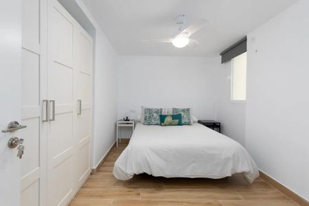 Carrer de Eugenia Viñes, Valencia, Valencian Community 46011 - Photo 4